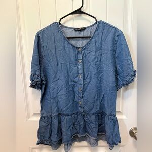 Velvet Heart Blue Denim like Button-Up Top with Ruffle. Size Large. NWOT.
